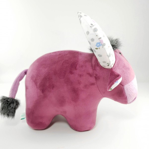 Lilac cow Fialka